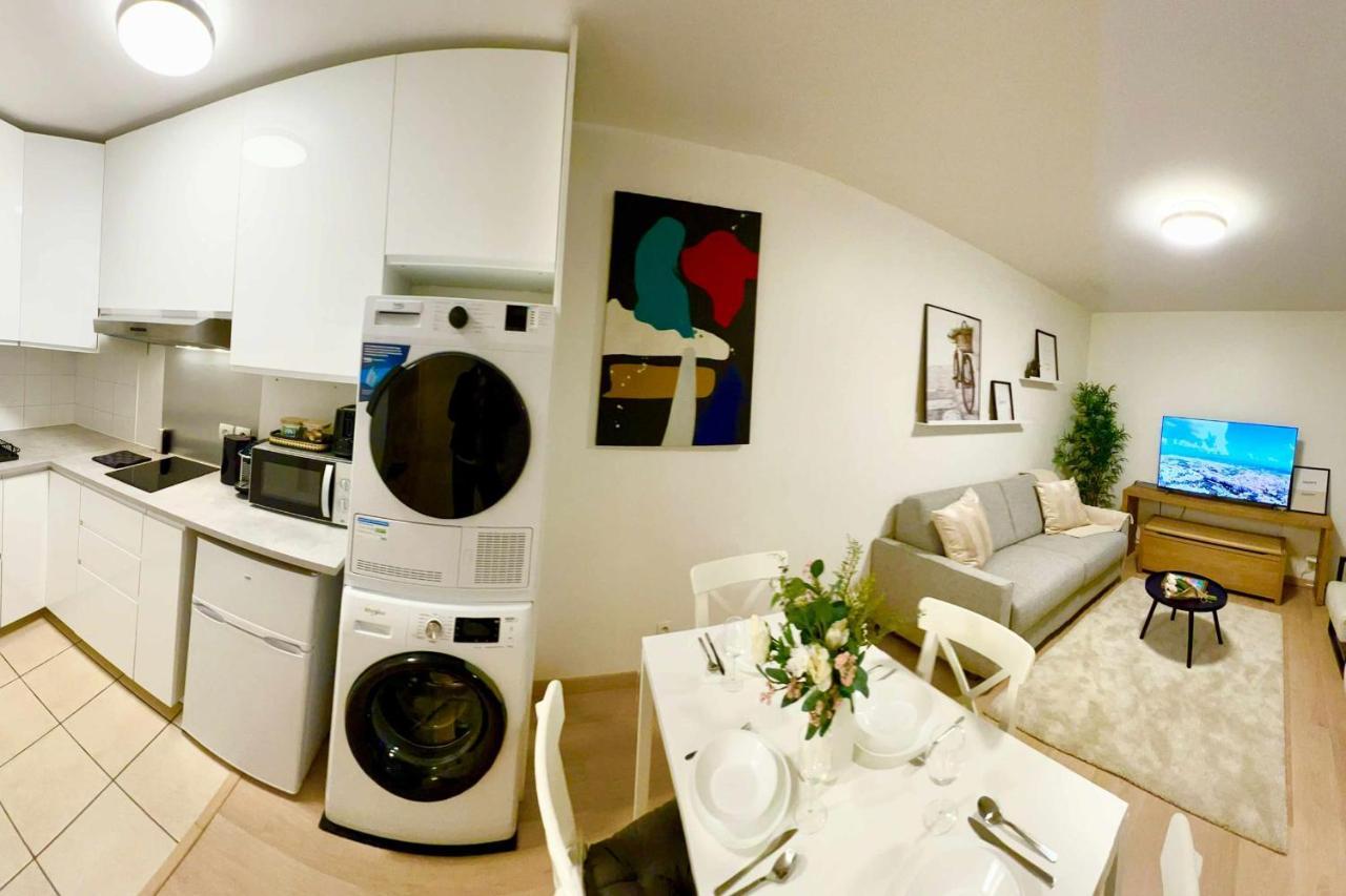 Very Quiet Apartment With Balcony Saint-Denis  Exterior photo